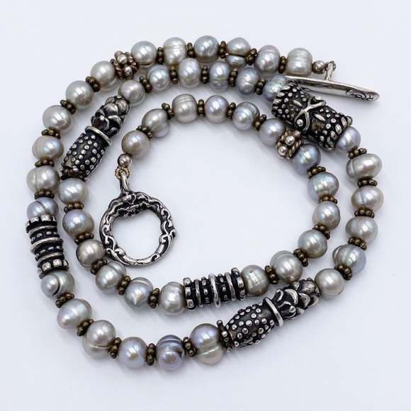 Vintage Freshwater Baroque Grey Pearl with Sterling Silver Spacers necklace - Picture 2 of 8